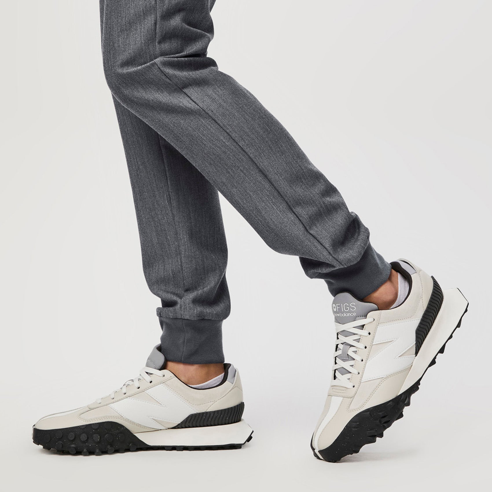 https://cdn.shopify.com/s/files/1/0139/8942/files/Q2_2023_04_GREY_NB-XC72_U_PALONIA_06853.jpg?v=1687981819