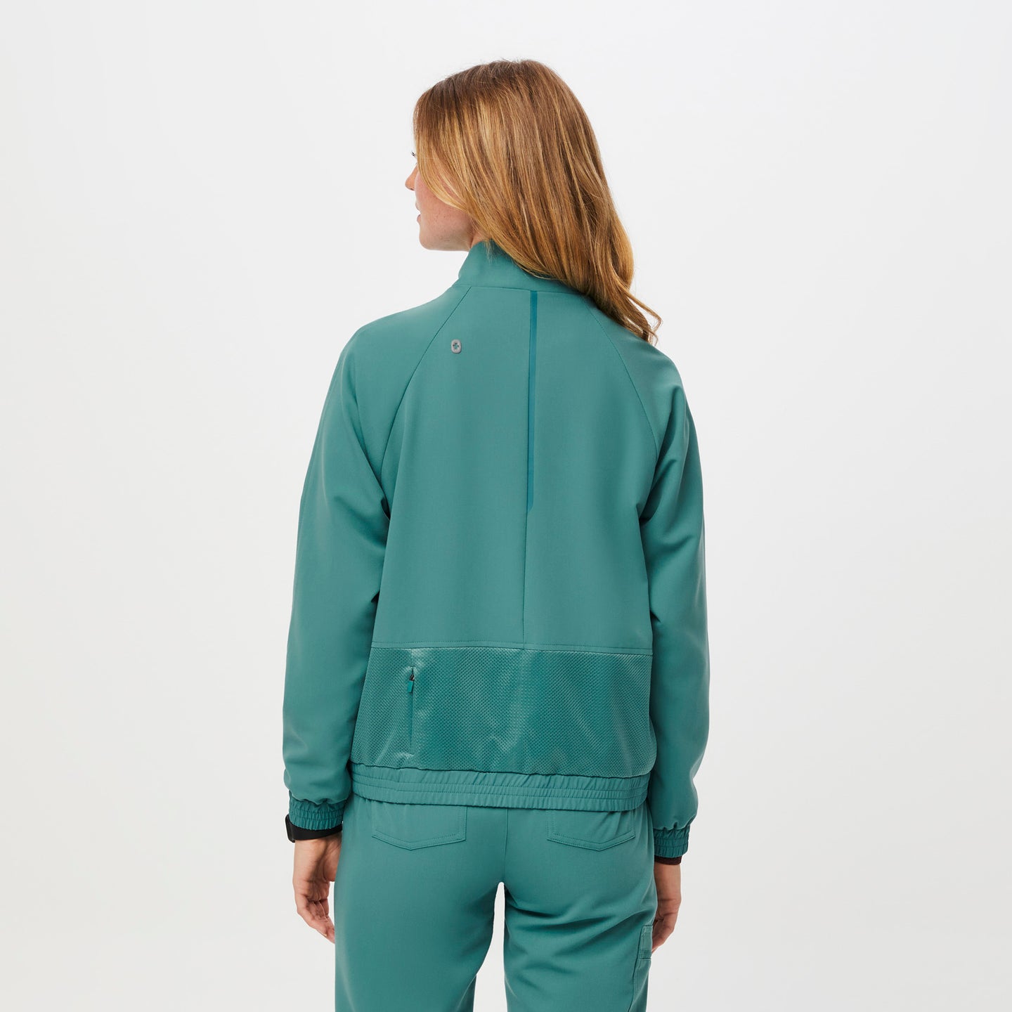 Women’s Sydney Scrub Jacket Cactus · FIGS