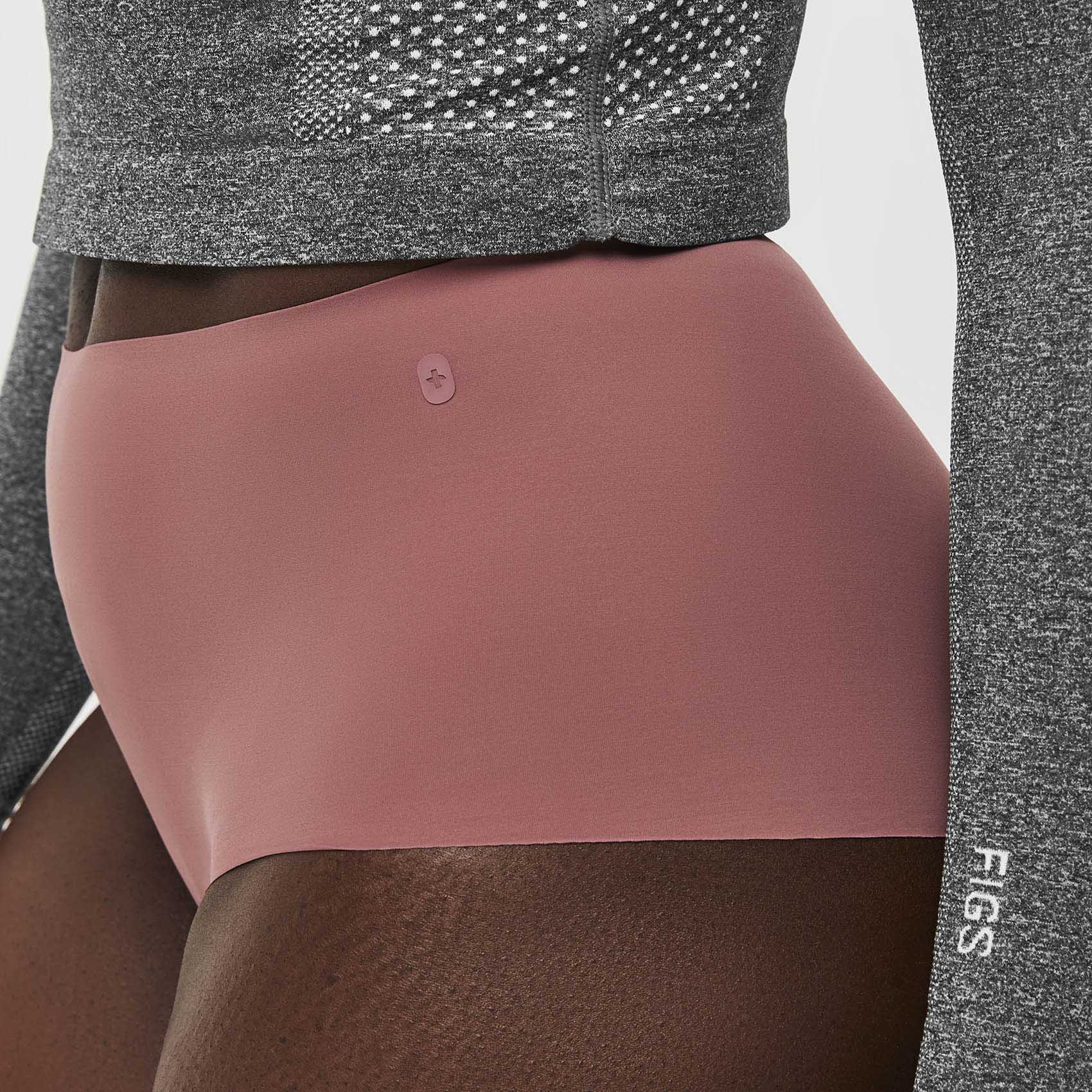 https://cdn.shopify.com/s/files/1/0139/8942/files/Q2_2023_04_MAUVE_HIPSTER-UNDERS_W_SAJE_10589.jpg?v=1688580153