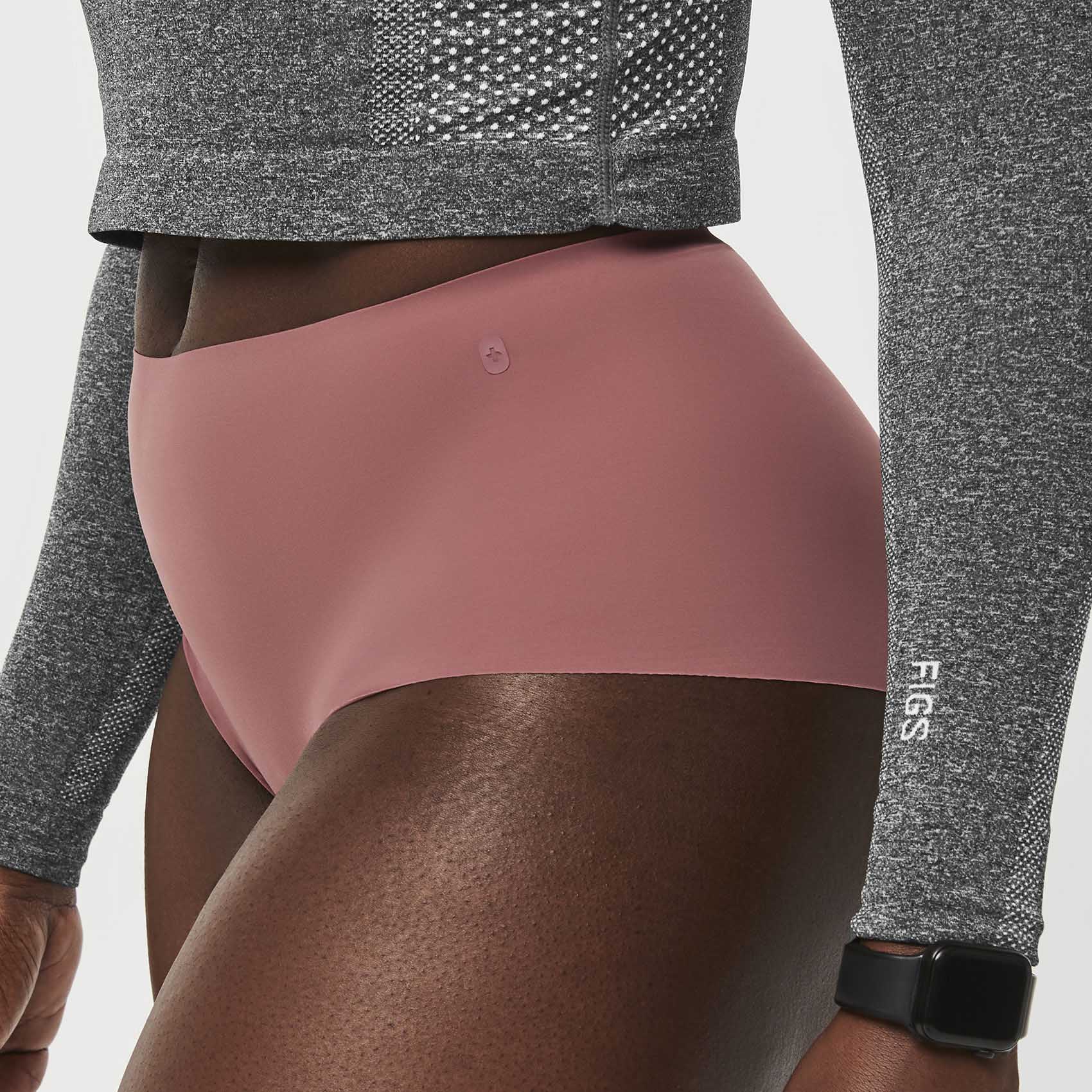 https://cdn.shopify.com/s/files/1/0139/8942/files/Q2_2023_04_MAUVE_HIPSTER-UNDERS_W_SAJE_10592.jpg?v=1688580153