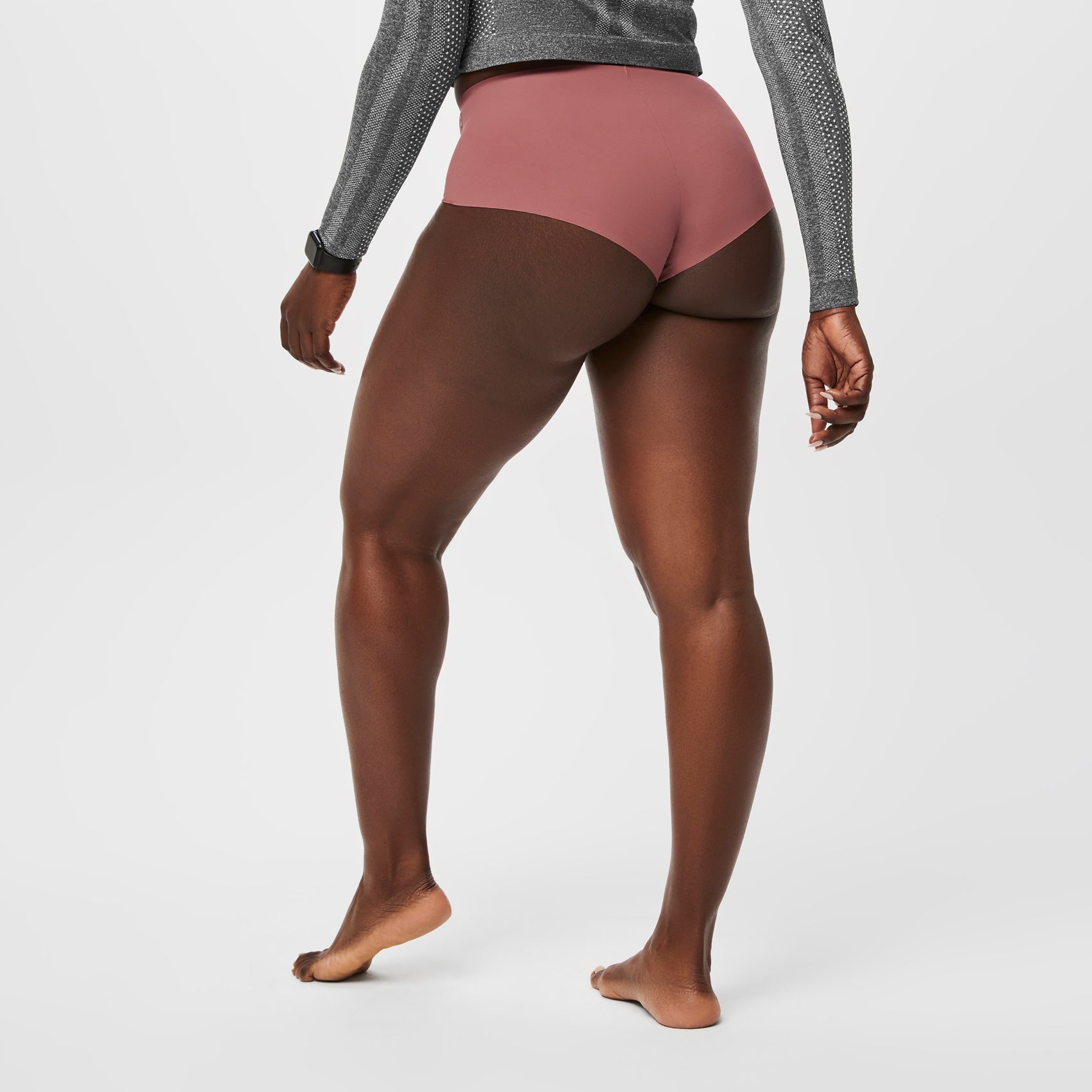https://cdn.shopify.com/s/files/1/0139/8942/files/Q2_2023_04_MAUVE_HIPSTER-UNDERS_W_SAJE_10607.jpg?v=1688580153