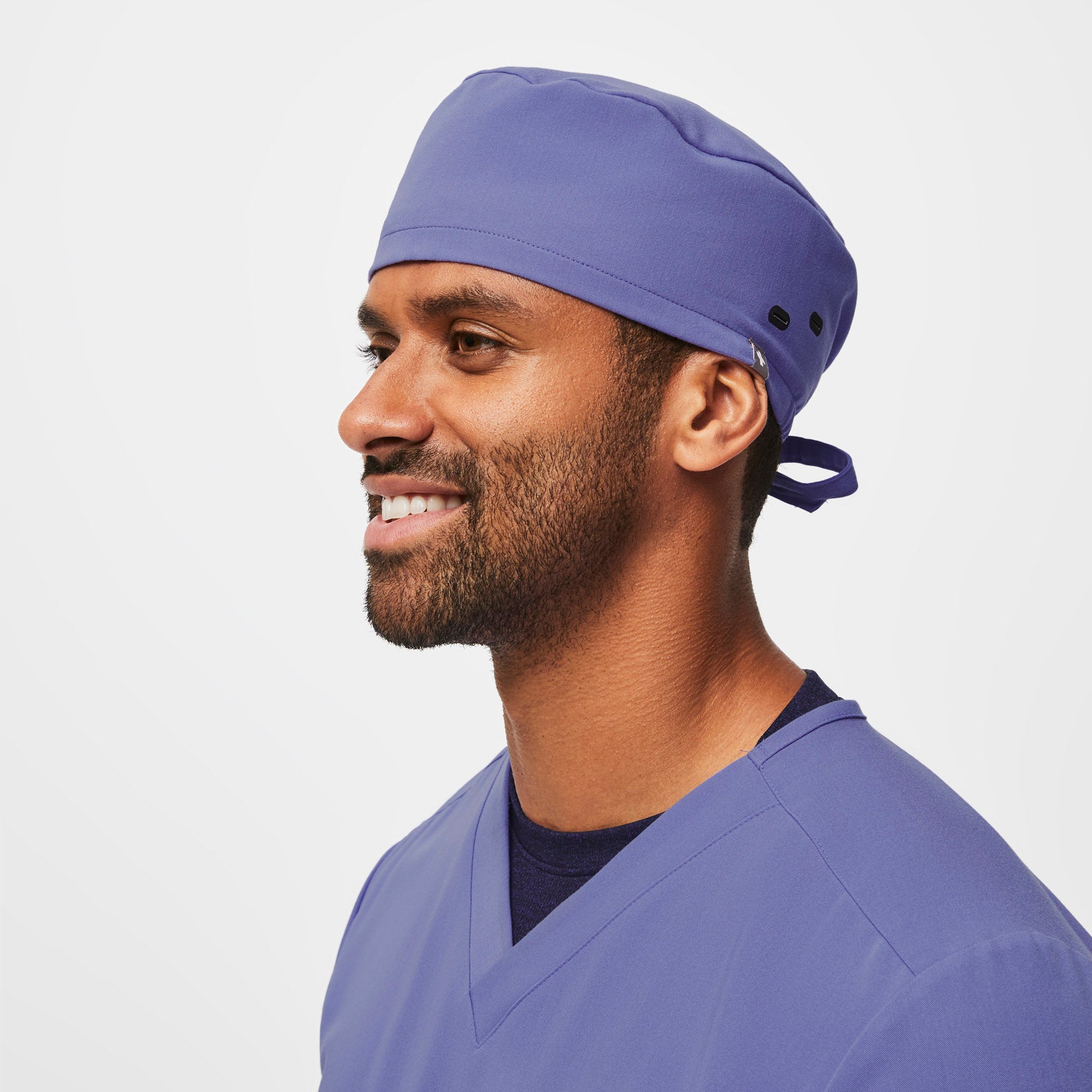 https://cdn.shopify.com/s/files/1/0139/8942/files/Q2_2023_05_BLUEBERRY_SCRUB-CAP_U_GABE_24267.jpg?v=1687967458