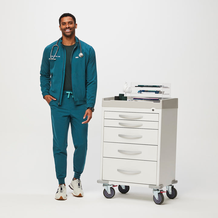 Men's Caribbean Blue Scrubs · FIGS