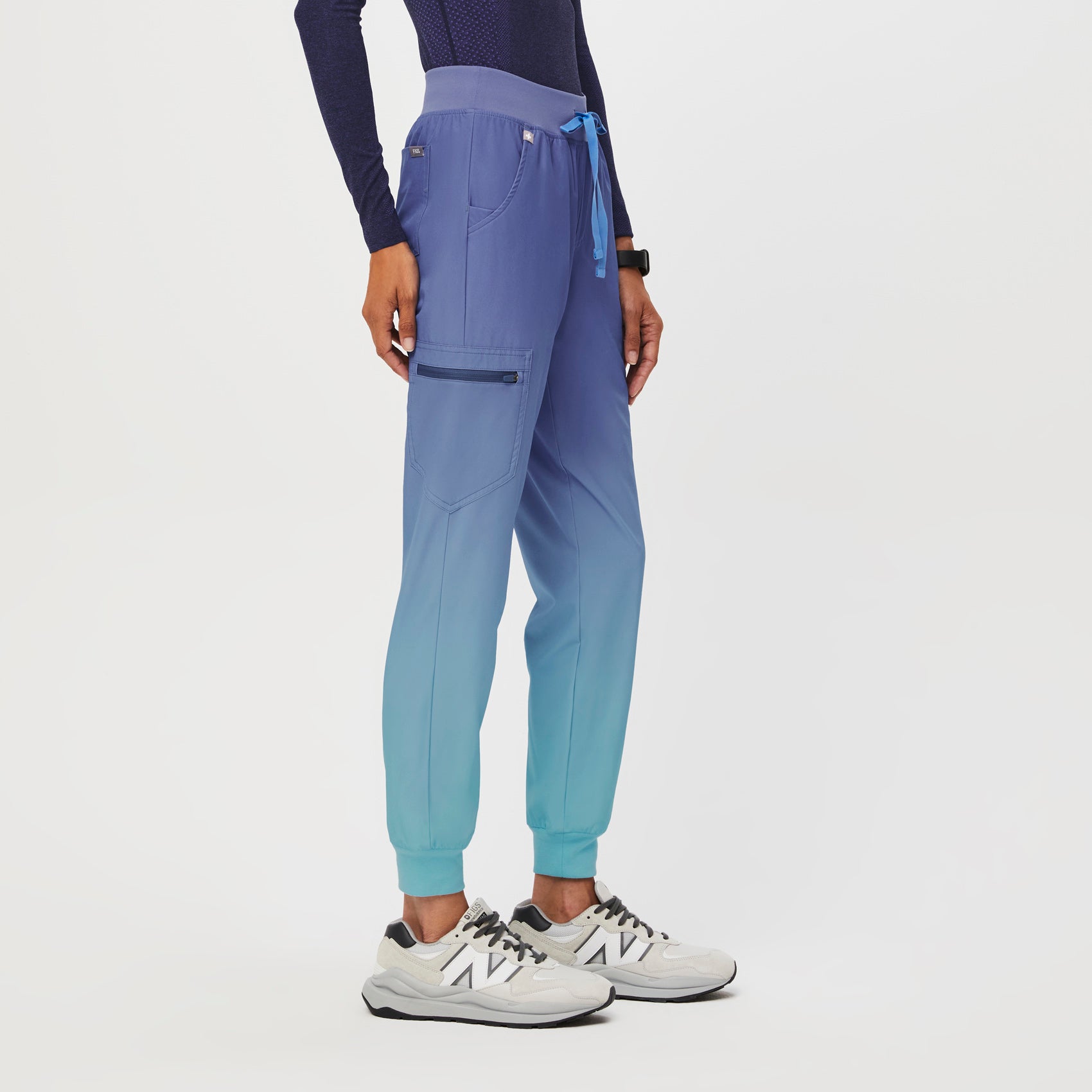 https://cdn.shopify.com/s/files/1/0139/8942/files/Q2_2023_05_HORIZON-OMBRE_FREEX-ZAMORA_W_EMILY_19988.jpg?v=1687290414