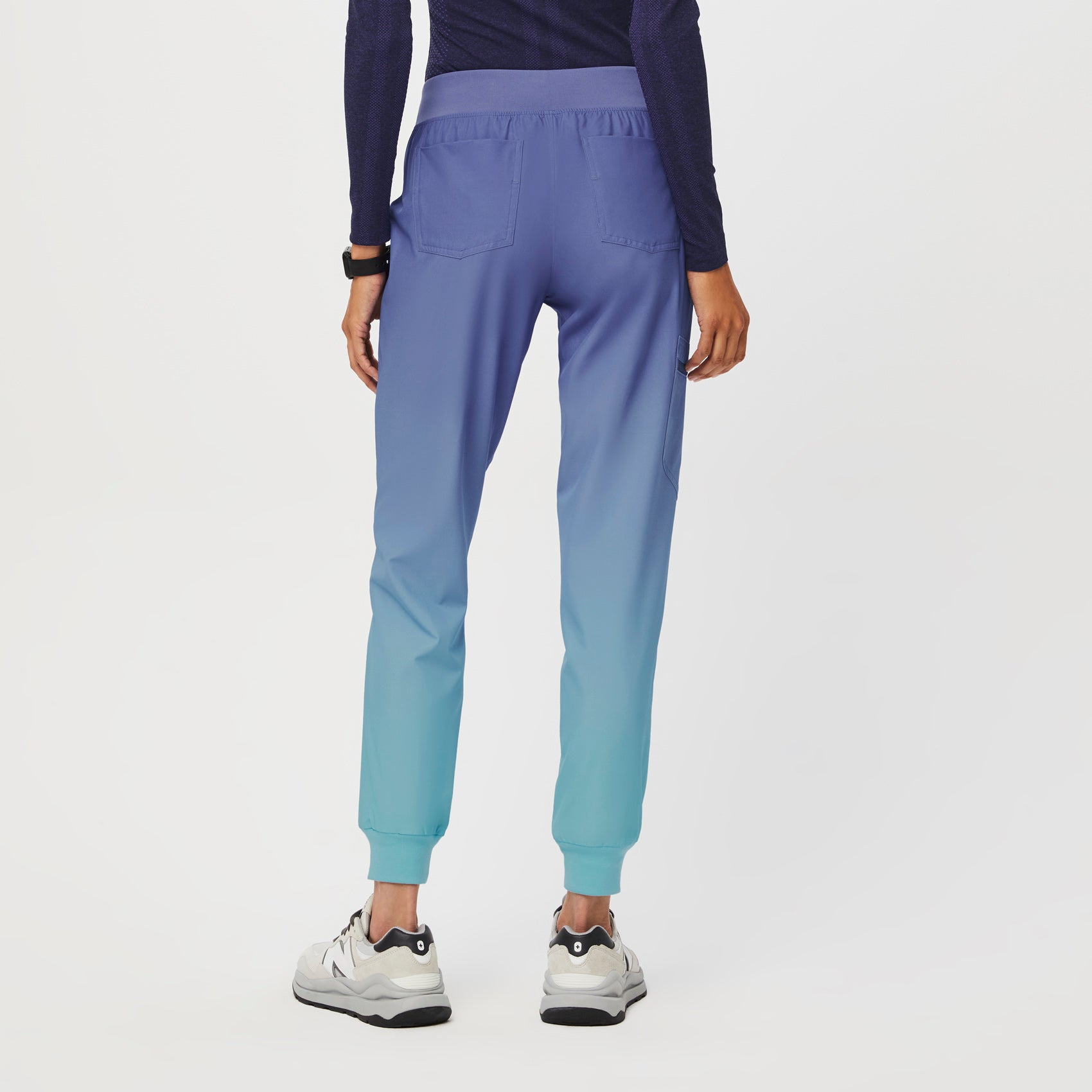 https://cdn.shopify.com/s/files/1/0139/8942/files/Q2_2023_05_HORIZON-OMBRE_FREEX-ZAMORA_W_EMILY_19995.jpg?v=1687290414
