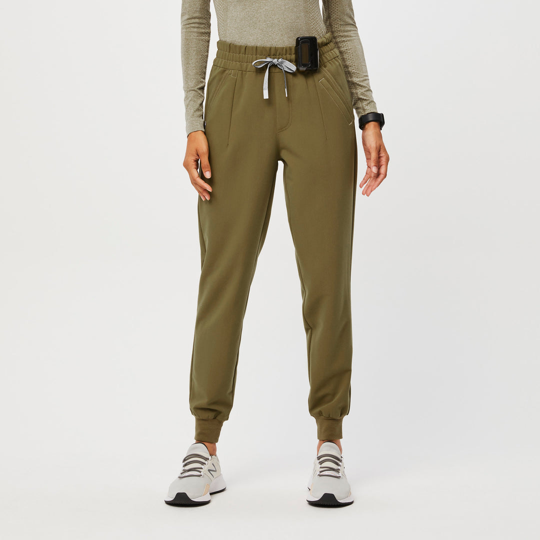 Women’s Tatu High Waisted Slim Cargo Jogger Scrub Pants · FIGS