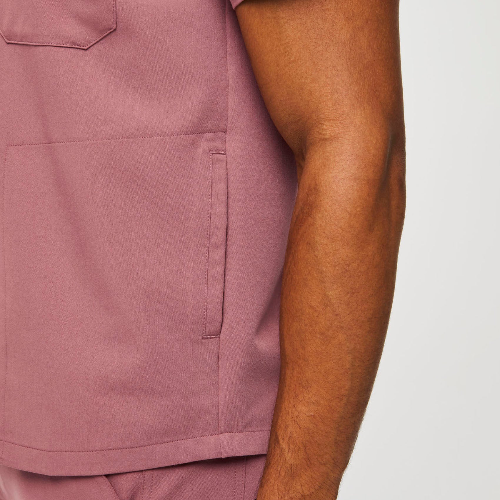 Men's Chisec ThreePocket Scrub Top™ Mauve · FIGS