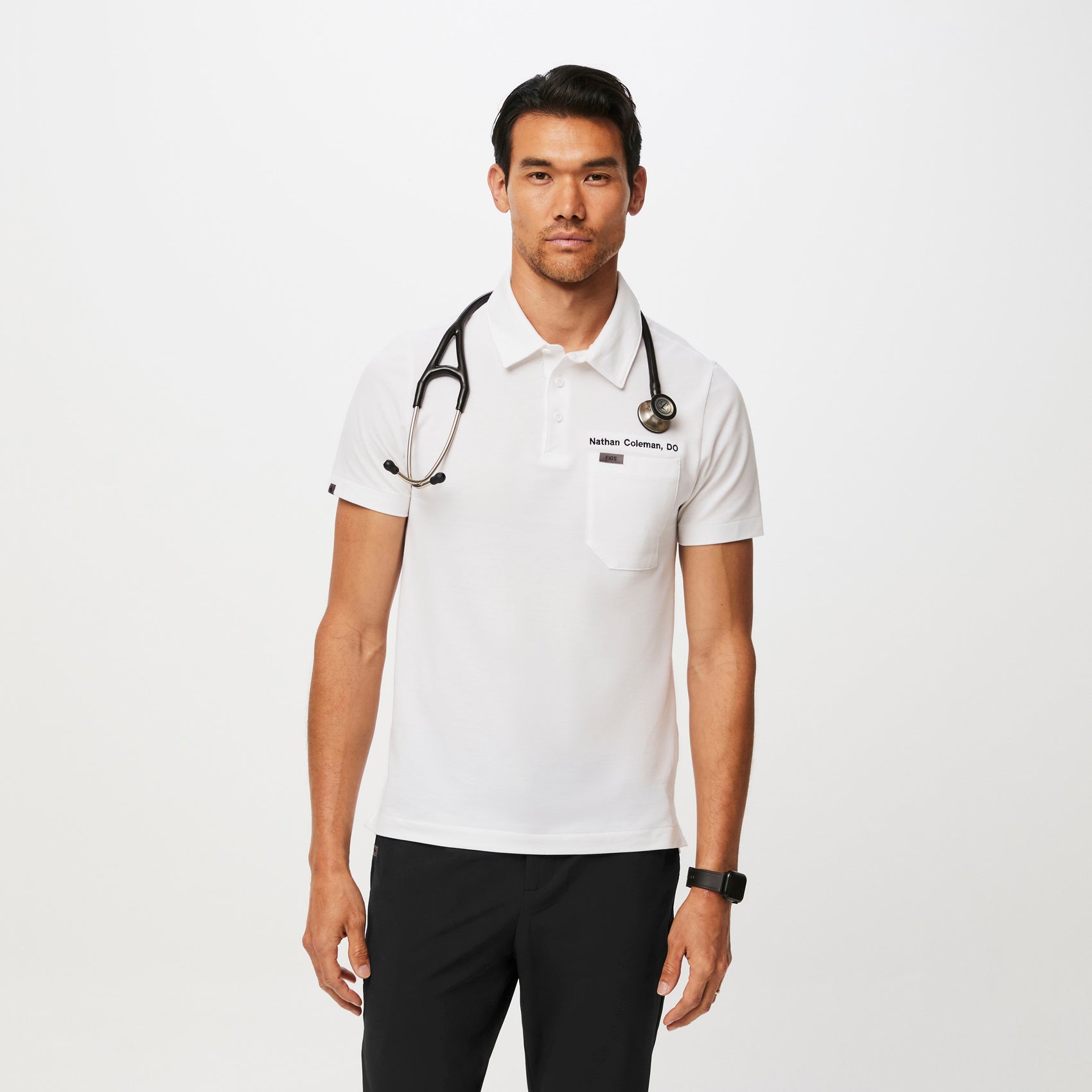 https://cdn.shopify.com/s/files/1/0139/8942/files/Q2_2023_05_WHITE_PRO-SS-POLO_M_SCOTT_12796.jpg?v=1687463004