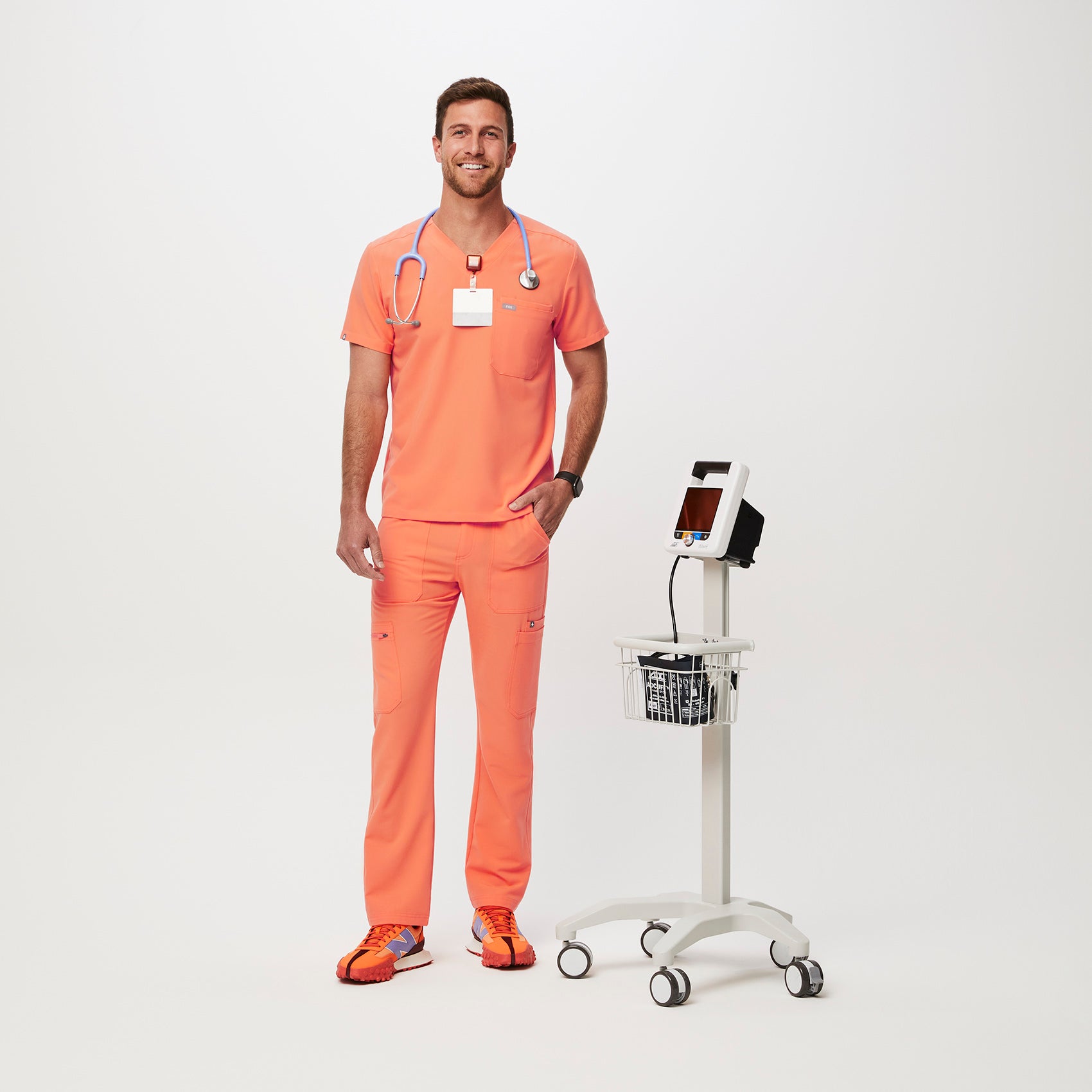 https://cdn.shopify.com/s/files/1/0139/8942/files/Q2_2023_06_AUBURN_FIGS-GRADIENT-BADGE-REEL_M_COREY_33156.jpg?v=1687979343