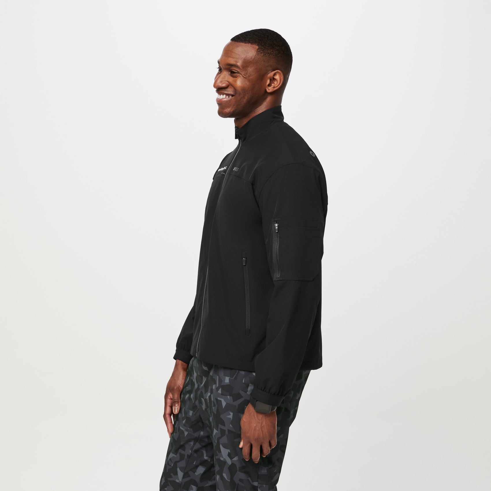 https://cdn.shopify.com/s/files/1/0139/8942/files/Q2_2023_06_BLACK_FREEX-DUNN-JACKET_M_TERRANCE_35366.jpg?v=1692828443