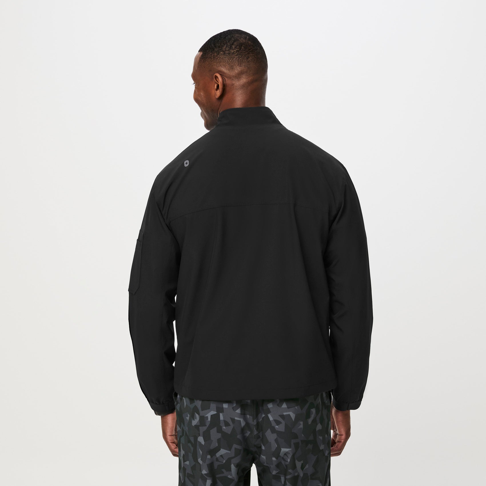 https://cdn.shopify.com/s/files/1/0139/8942/files/Q2_2023_06_BLACK_FREEX-DUNN-JACKET_M_TERRANCE_35370.jpg?v=1692828443