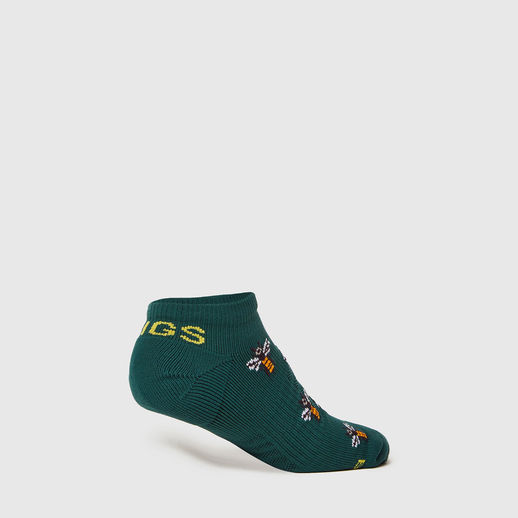 https://cdn.shopify.com/s/files/1/0139/8942/files/Q2_2023_06_CARIBBEAN-BLUE_BEE-POSITIVE-ANKLE-SOCKS_W_GHOST_26797.jpg?v=1689700237