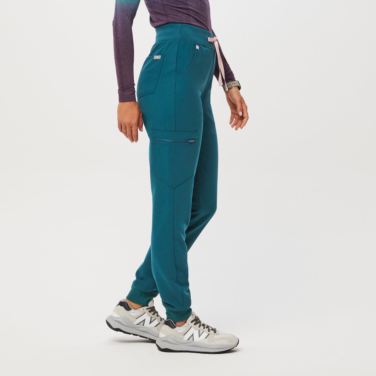 Women’s High Waisted Zamora Jogger Scrub Pants™ Caribbean Blue · FIGS