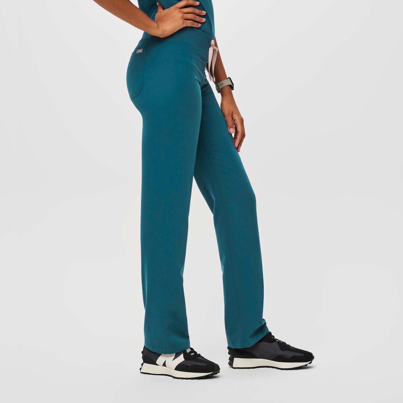 Women's Livingston Basic Scrub Pants Caribbean Blue · FIGS