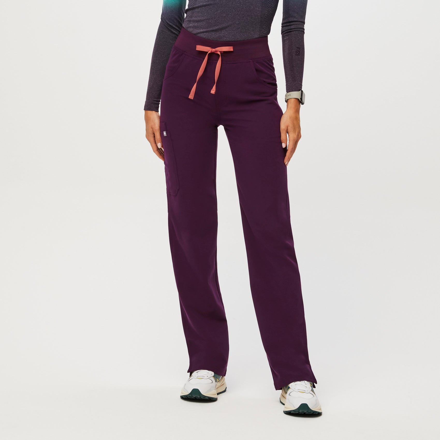 Women’s High Waisted Kade™ Cargo Scrub Pants · FIGS