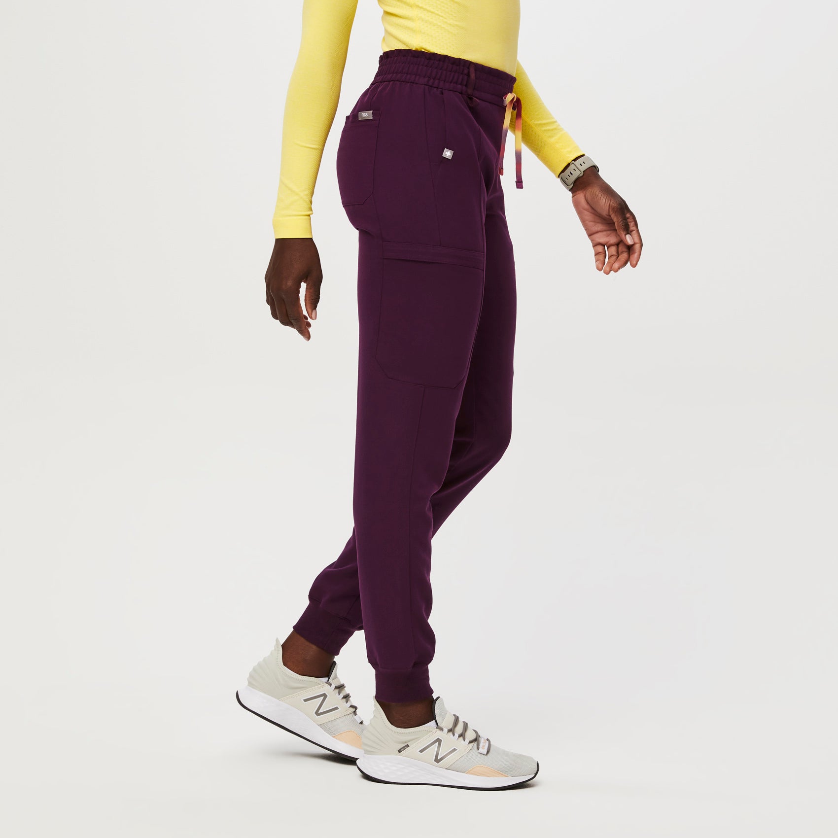 https://cdn.shopify.com/s/files/1/0139/8942/files/Q2_2023_06_DEEP-PURPLE_LESAGE-JOGGER_W_AWA_32253_ca3bc2ef-feb3-401d-a4fb-a405208a9b0a.jpg?v=1690225400