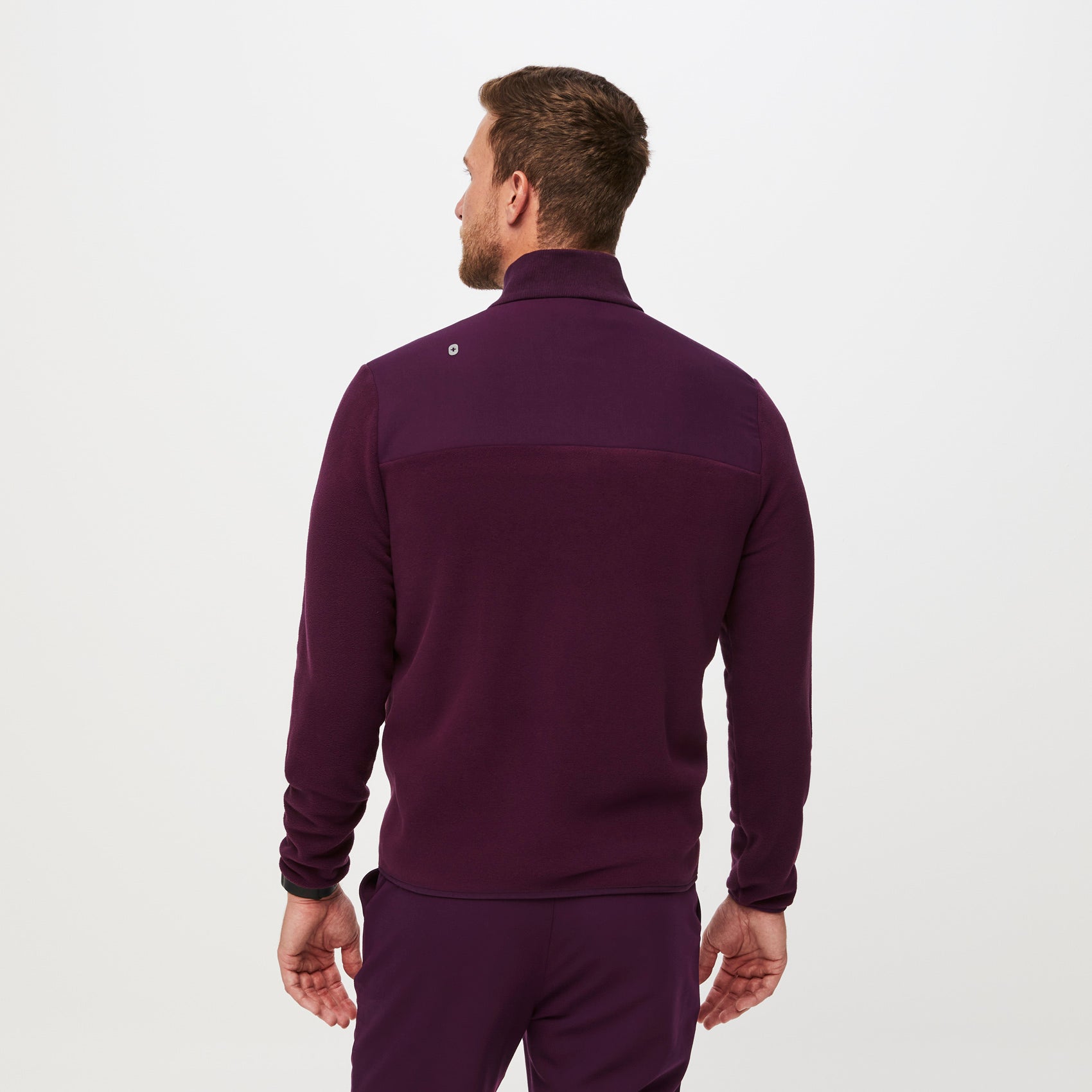 https://cdn.shopify.com/s/files/1/0139/8942/files/Q2_2023_06_DEEP-PURPLE_OS-PERFORMANCE-FLEECE-JACKET_M_COREY_34491.jpg?v=1690220517
