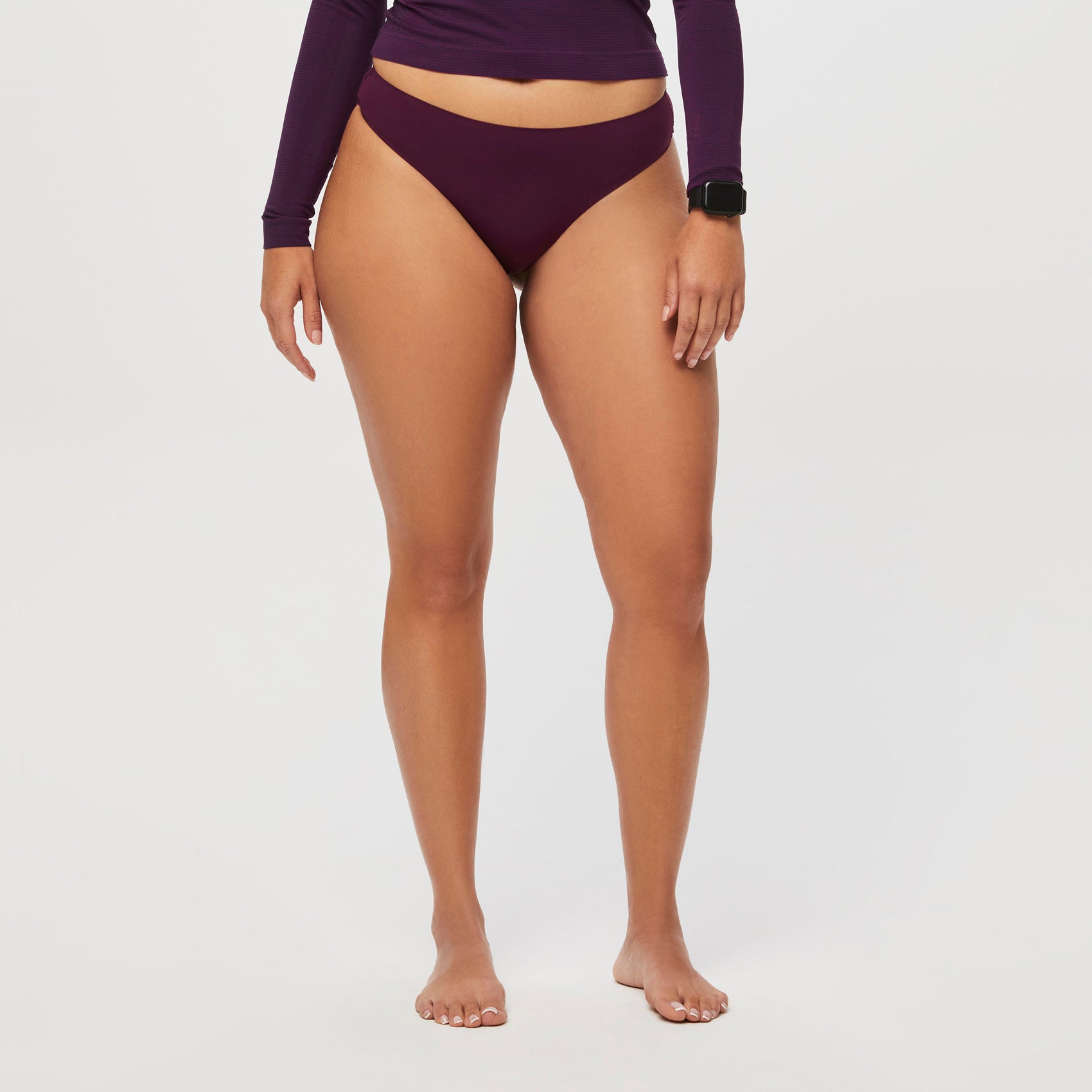 https://cdn.shopify.com/s/files/1/0139/8942/files/Q2_2023_06_DEEP-PURPLE_THONG-UNDERSCRUB_W_SALOME_28578.jpg?v=1690226053