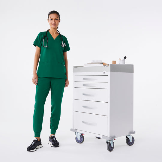 Women's Casma ThreePocket Scrub Top™ Hunter Green · FIGS