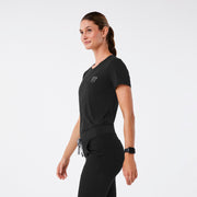 https://cdn.shopify.com/s/files/1/0139/8942/files/Q2_2024_4_BLACK_COFFEESUPERSOFTSS_MADI_1653_c.jpg?v=1716935136