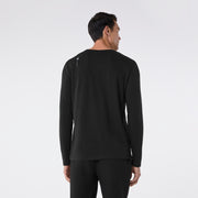 https://cdn.shopify.com/s/files/1/0139/8942/files/Q2_2024_4_BLACK_FIGSLOGOSUPERSOFTLS_M_SCOTT_1004.jpg?v=1716937004
