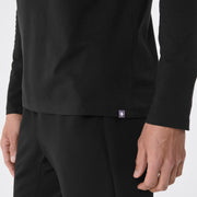https://cdn.shopify.com/s/files/1/0139/8942/files/Q2_2024_4_BLACK_FIGSLOGOSUPERSOFTLS_M_SCOTT_1013.jpg?v=1716936941