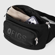 https://cdn.shopify.com/s/files/1/0139/8942/files/Q2_2024_4_BLACK_INDESTRUCTIBLEBELTBAG_U_GHOST_1353.jpg?v=1712702540