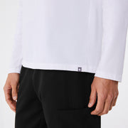 https://cdn.shopify.com/s/files/1/0139/8942/files/Q2_2024_4_WHITE_FIGSLOGOSUPERSOFTLS_M_SCOTT_1133.jpg?v=1716937440