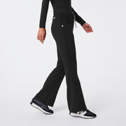 https://cdn.shopify.com/s/files/1/0139/8942/files/Q2_2024_5_BLACK_HWCORDOVAFLARESCRUBPANT_CHARO_1237_6e20ef48-0e92-4803-a9b9-59a292e848d6.jpg?v=1718127993