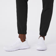 https://cdn.shopify.com/s/files/1/0139/8942/files/Q2_2024_5_BLACK_HWREGINASLIMJOGGER_AWA_2270_04a7b1f9-0824-448d-9f89-01a5153803ec.jpg?v=1720464960