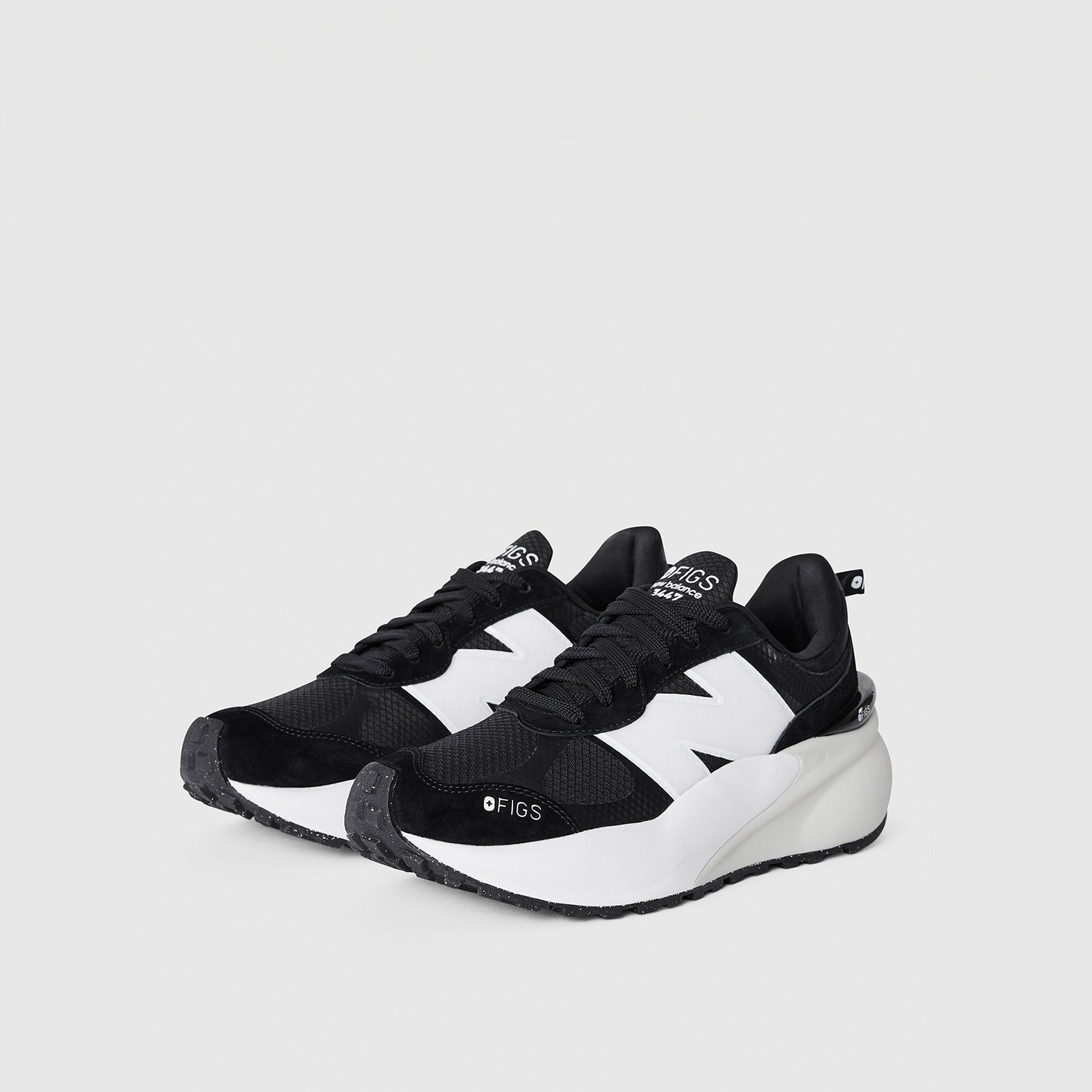 Unisex FIGS New Balance 3447 Black