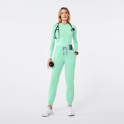 https://cdn.shopify.com/s/files/1/0139/8942/files/Q2_2024_5_MARINER_HWUMANJOGGER_NATALIE_631_84cb3913-9813-4617-9702-3f72b8fd41af.jpg?v=1741015958