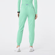 https://cdn.shopify.com/s/files/1/0139/8942/files/Q2_2024_5_MARINER_HWUMANJOGGER_NATALIE_682_3f8a9243-328b-4ad5-967d-516d0e0ae417.jpg?v=1741015958