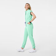 https://cdn.shopify.com/s/files/1/0139/8942/files/Q2_2024_5_MARINER_RAFAELAJUMPSUIT_NATALIE_419.jpg?v=1741370765