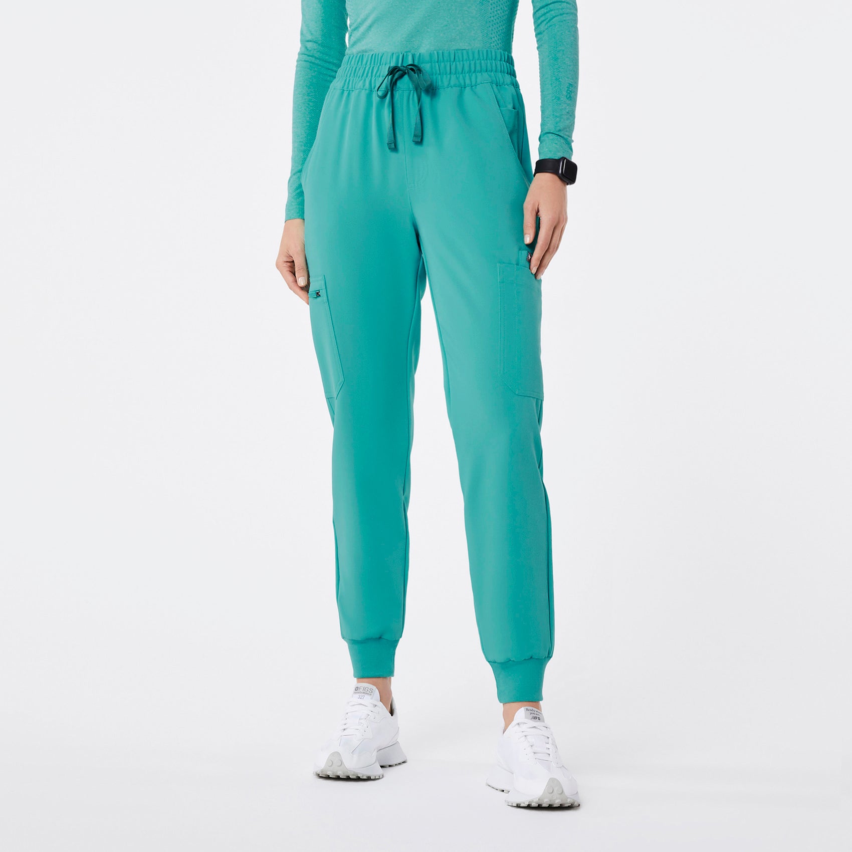 women-s-high-waisted-uman-relaxed-jogger-scrub-pants-figs