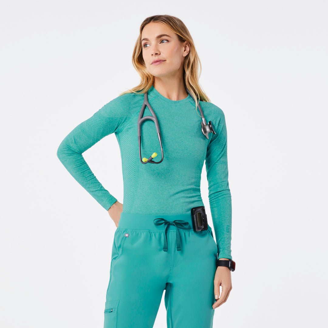 Women's Salta Seamless Longsleeve Underscrub · FIGS
