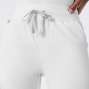 https://cdn.shopify.com/s/files/1/0139/8942/files/Q2_2024_5_OPTICWHITE_HWZAMORA_DEJA_1145.jpg?v=1720544554