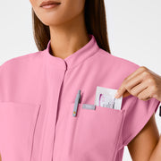 https://cdn.shopify.com/s/files/1/0139/8942/files/Q2_2024_5_PINKSANDS_RAFAELAJUMPSUIT_CHARO_687_eed44d25-203e-4bc0-af26-59dd7f3ffcf1.jpg?v=1736351676