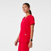 https://cdn.shopify.com/s/files/1/0139/8942/files/Q2_2024_5_POP-RED_CASMA_CHARO_1059.jpg?v=1737446562