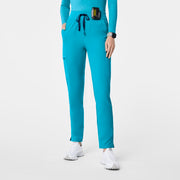 https://cdn.shopify.com/s/files/1/0139/8942/files/Q2_2024_5_TEAL_HWYOLA_NATALIE_060.jpg?v=1739903526