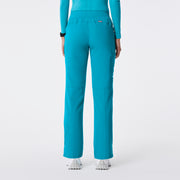 https://cdn.shopify.com/s/files/1/0139/8942/files/Q2_2024_5_TEAL_KADE_CHARO_372.jpg?v=1739903685