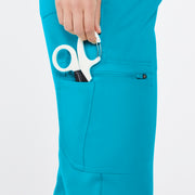 https://cdn.shopify.com/s/files/1/0139/8942/files/Q2_2024_5_TEAL_UMANJOGGER_NATALIE_796.jpg?v=1736361001