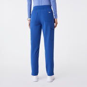 https://cdn.shopify.com/s/files/1/0139/8942/files/Q2_2024_5_WINNINGBLUE_HWYOLA_CHARO_801_81e5341f-b700-4725-8fbf-5bd4428a4fa9.jpg?v=1720551529