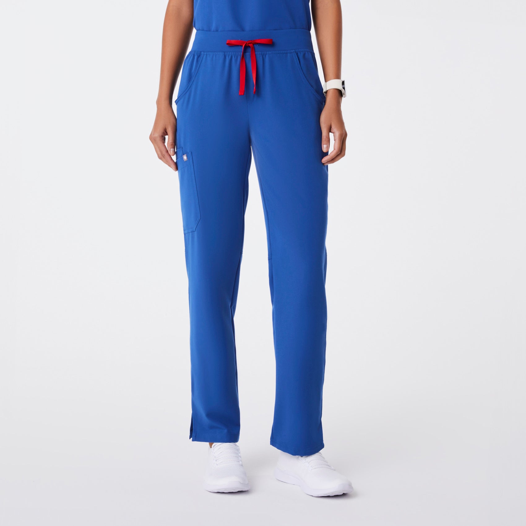 Women's Kade Cargo Scrub Pants™ · FIGS