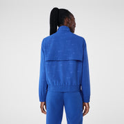 https://cdn.shopify.com/s/files/1/0139/8942/files/Q2_2024_5_WINNINGBLUE_MADISONEMBOSSEDJACKET_AWA_433.jpg?v=1720571440