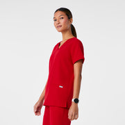 https://cdn.shopify.com/s/files/1/0139/8942/files/Q2_2024_5_WINNINGRED_CASMA_CHARO_1059.jpg?v=1720545849