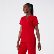 https://cdn.shopify.com/s/files/1/0139/8942/files/Q2_2024_5_WINNINGRED_CATARINA_AWA_717.jpg?v=1720545913