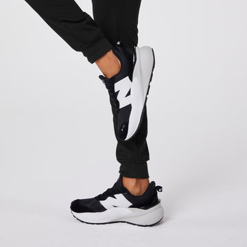 FIGS | New Balance 3447