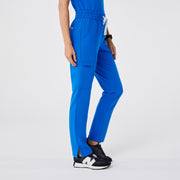 https://cdn.shopify.com/s/files/1/0139/8942/files/Q2_2024_6_ROYALBLUE_HWDOWA_NATHALIE_546_91b4263b-27a3-4df8-a07b-91a2fa59a1e7.jpg?v=1719856091