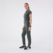 https://cdn.shopify.com/s/files/1/0139/8942/files/Q2_62024_6_BONSAI_RAFAELACARGOJUMPSUIT_CLARA_165.jpg?v=1720030864